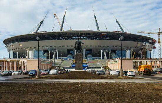 FIFA and Russia 2018 Organizing Committee visit Zenit-Arena Stadium