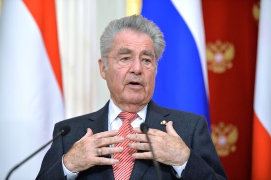 President Vladimir Putin meets with President of Austria Heinz Fischer