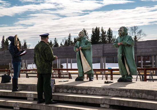 Petrozavodsk residents celebrate anniversary of town's City of Military Glory title