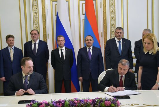 Prime Minister Dmitry Medvedev visits Armenia