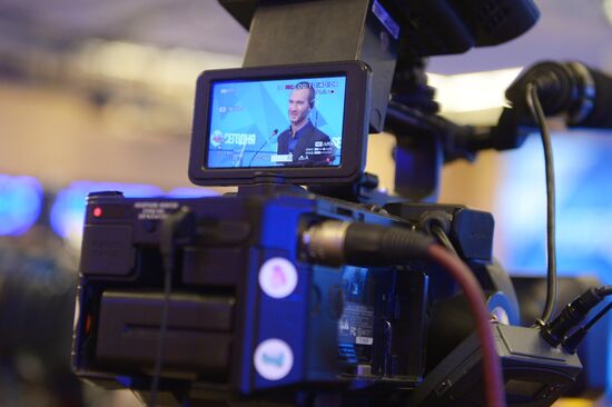 News conference by writer and sponsor Nick Vujicic