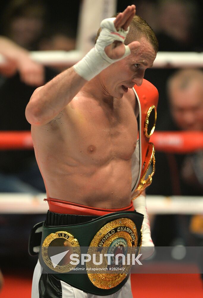 Boxing. Eduard Troyanovsky vs. Cesar Cuenca