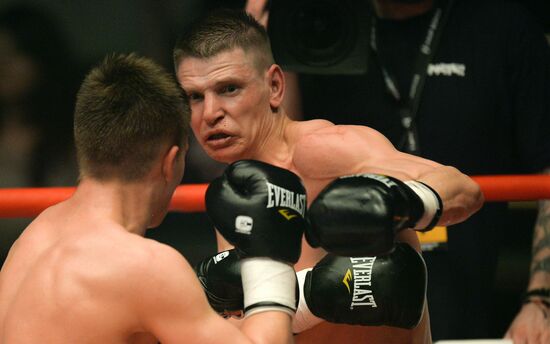 Boxing. Eduard Troyanovsky vs. Cesar Cuenca