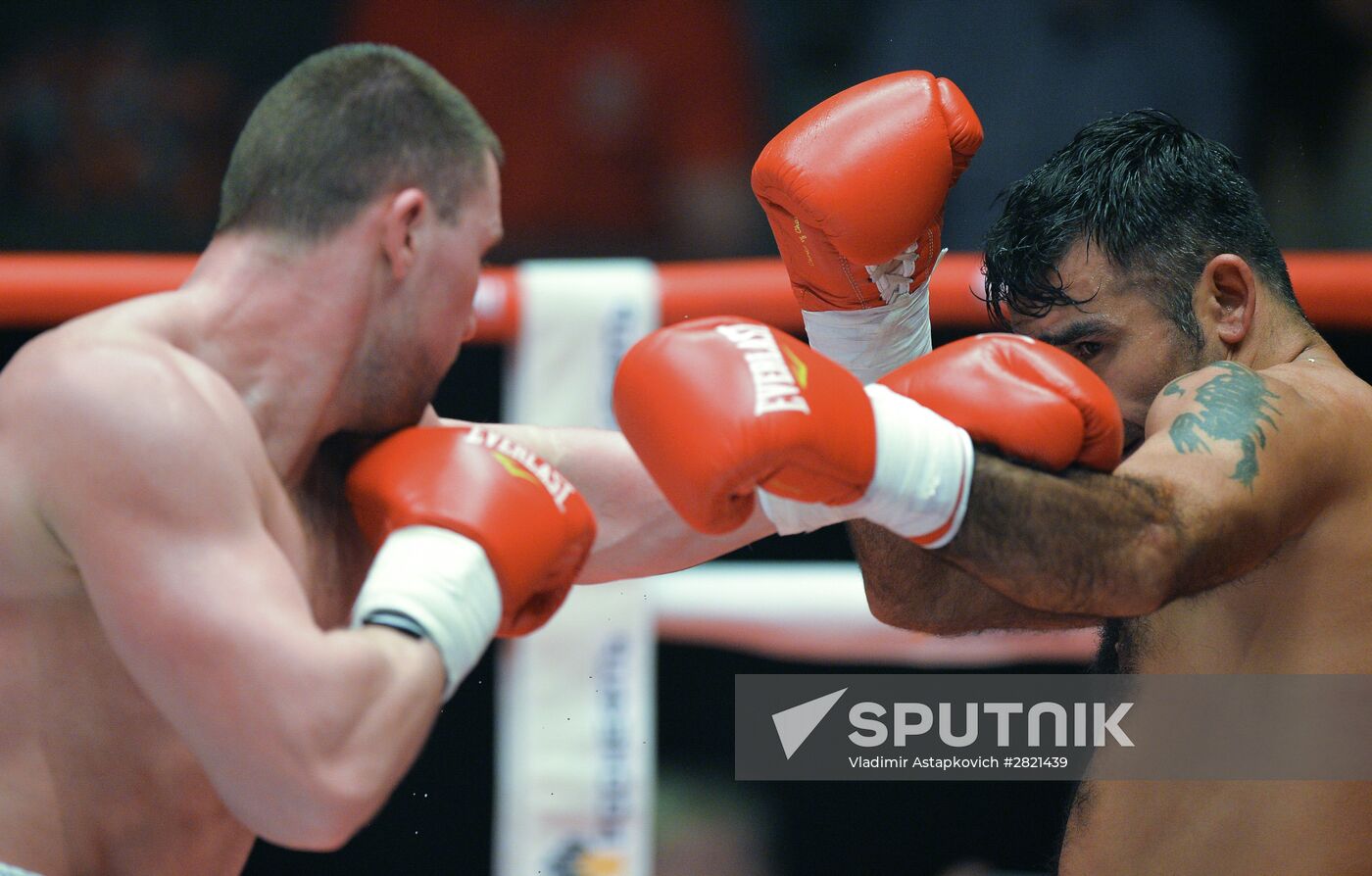 Boxing. Eduard Troyanovsky vs. Cesar Cuenca