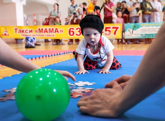 Prewalker baby race in Petrozavodsk