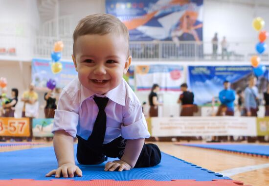 Prewalker baby race in Petrozavodsk