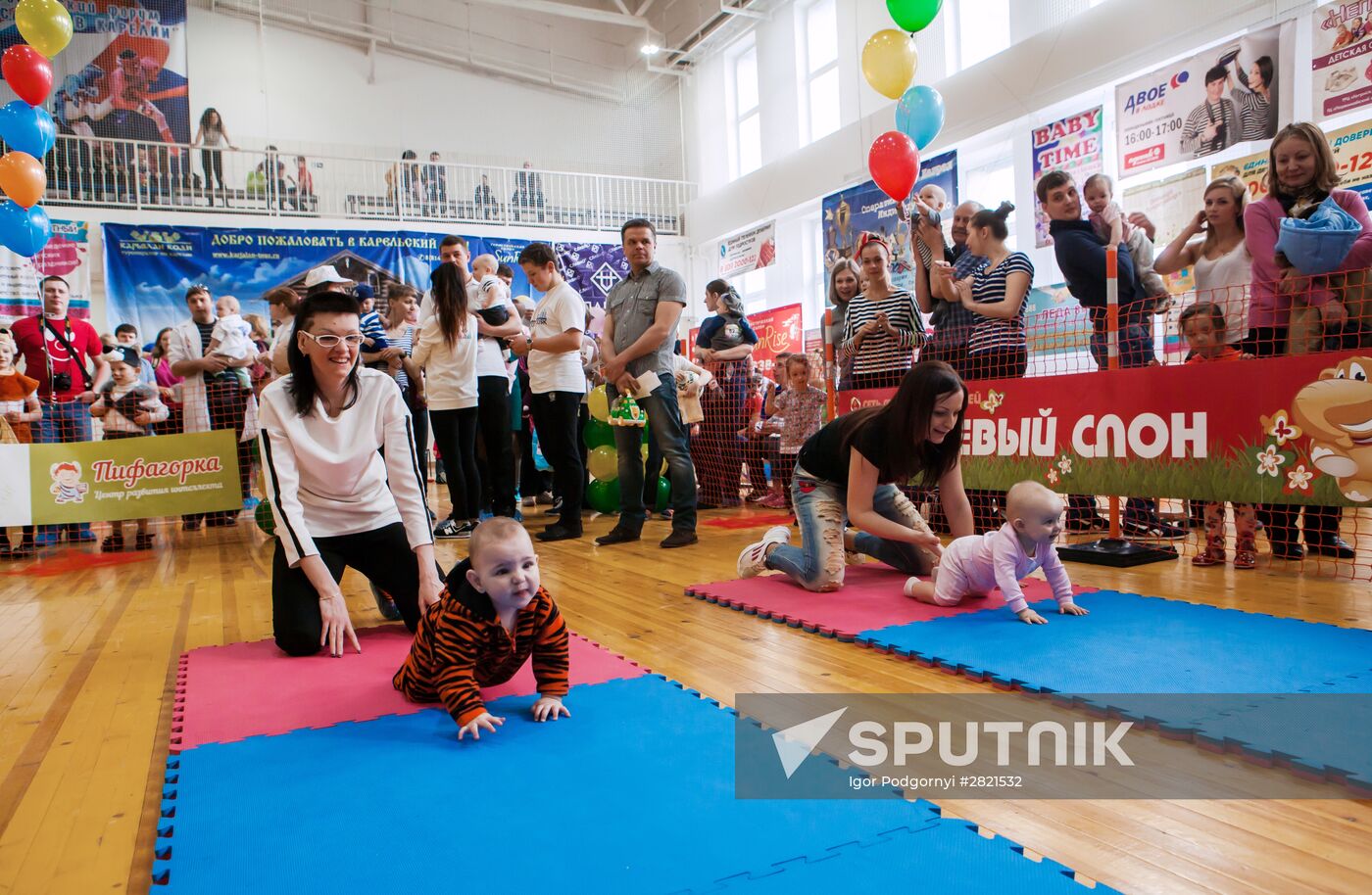 Prewalker baby race in Petrozavodsk