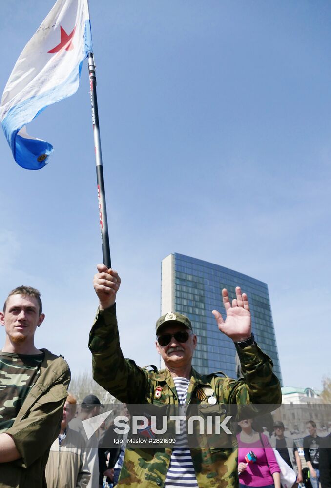 Donetsk People's Republic celebrates its 2 year anniversary