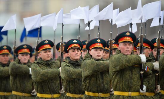 Rehearsing V-Day military parade on May 9
