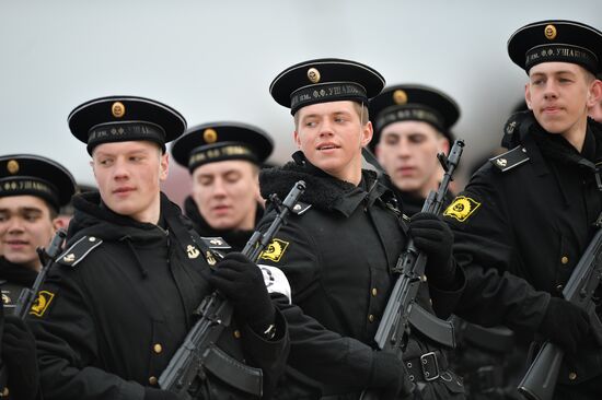 Rehearsing V-Day military parade on May 9