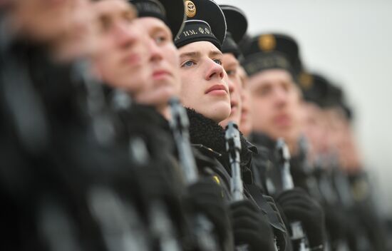 Rehearsing V-Day military parade on May 9