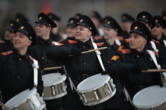Rehearsing V-Day military parade on May 9