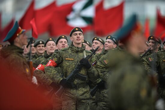 Rehearsing V-Day military parade on May 9
