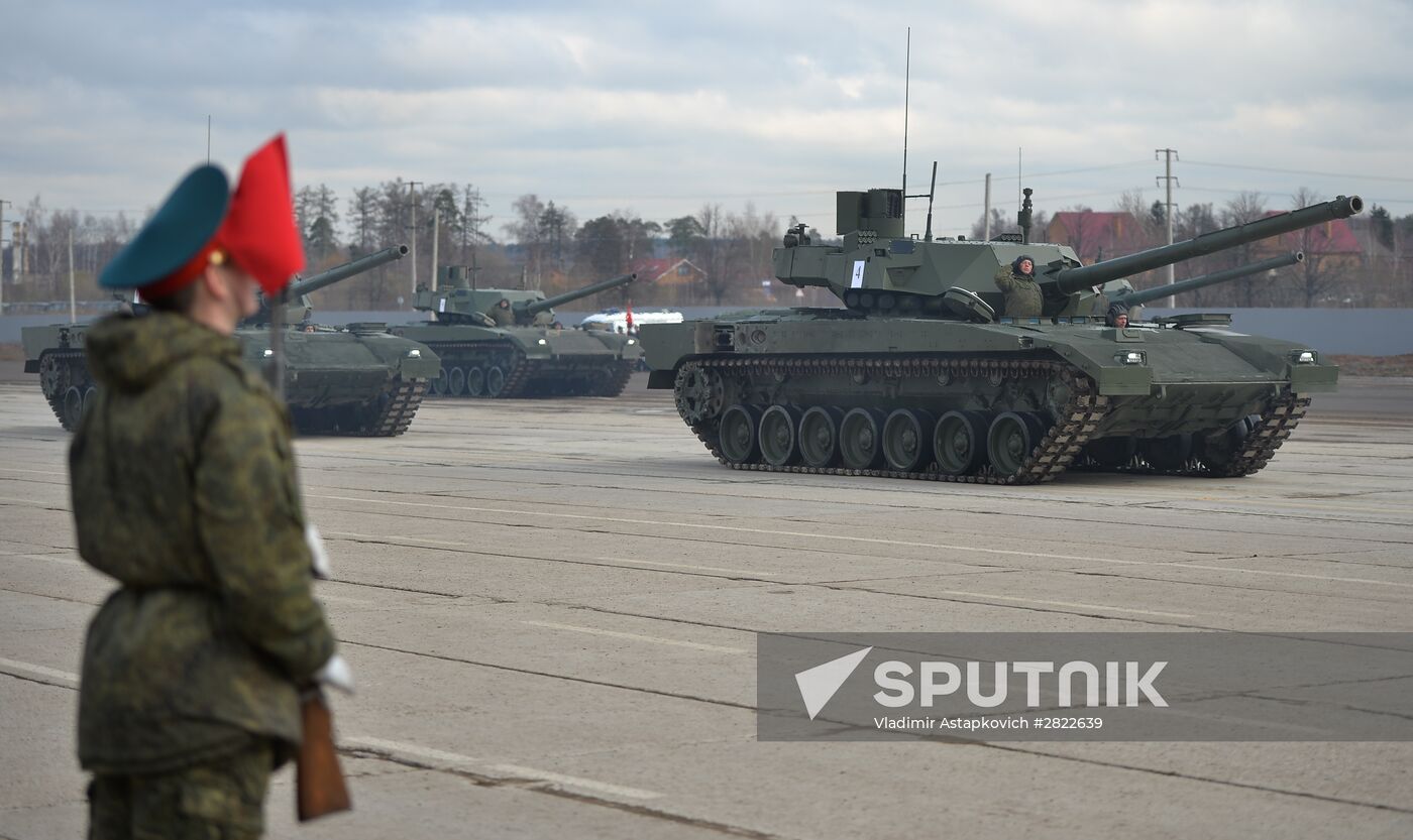 Rehearsing V-Day military parade on May 9