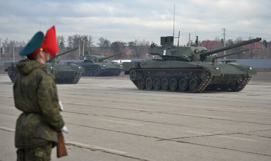 Rehearsing V-Day military parade on May 9