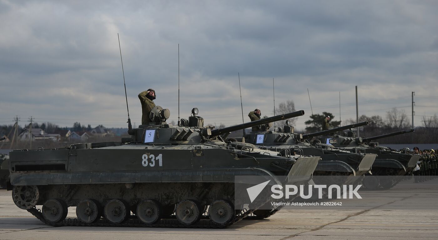 Rehearsing V-Day military parade on May 9