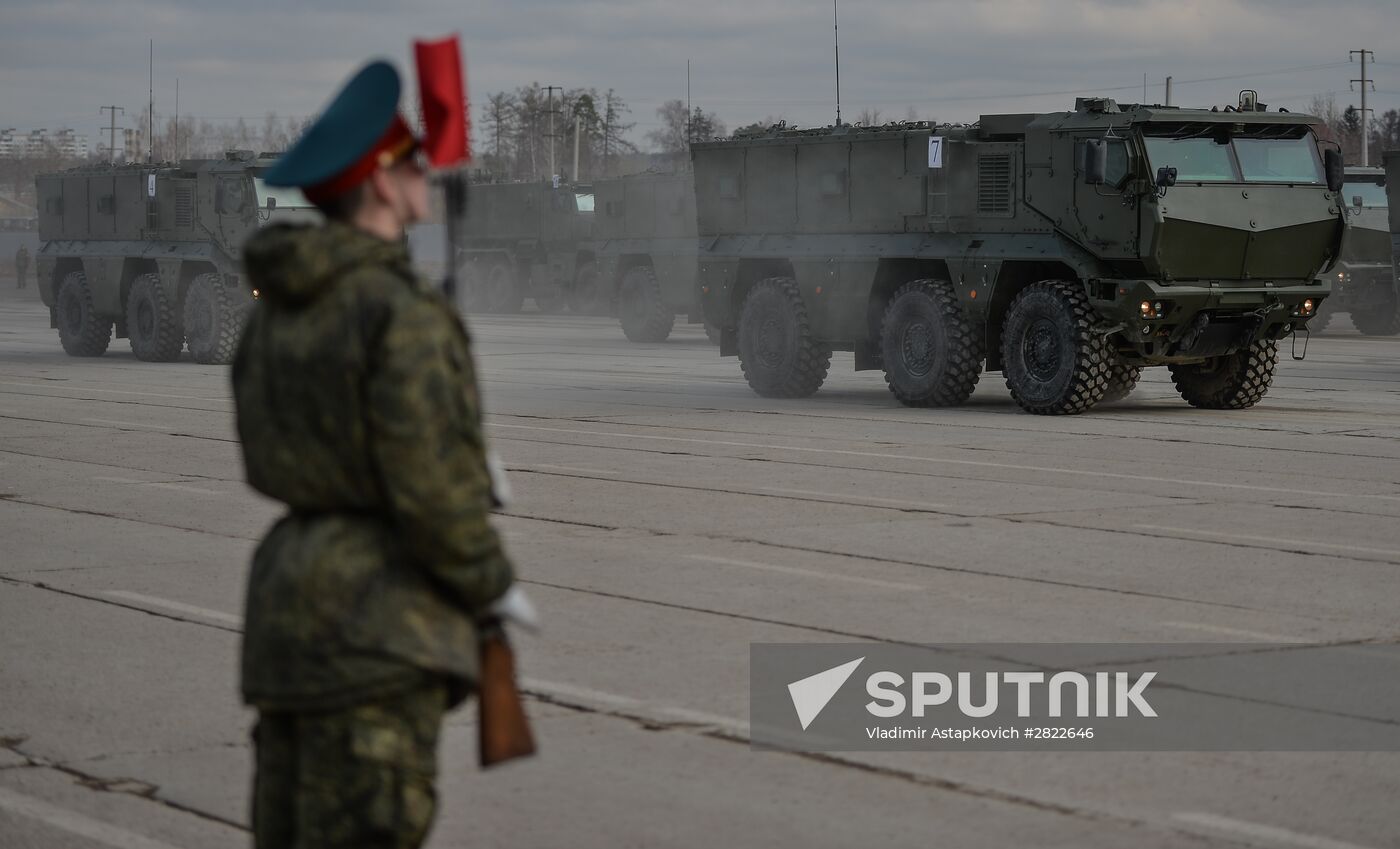 Rehearsing V-Day military parade on May 9