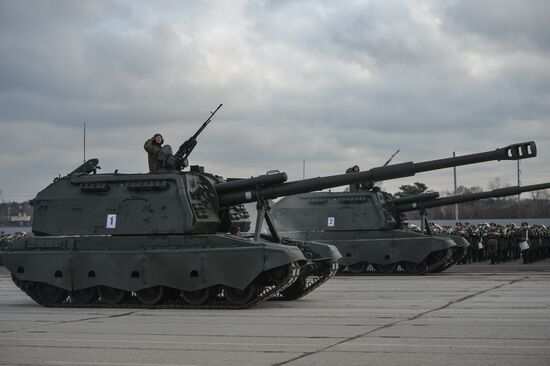 Rehearsing V-Day military parade on May 9