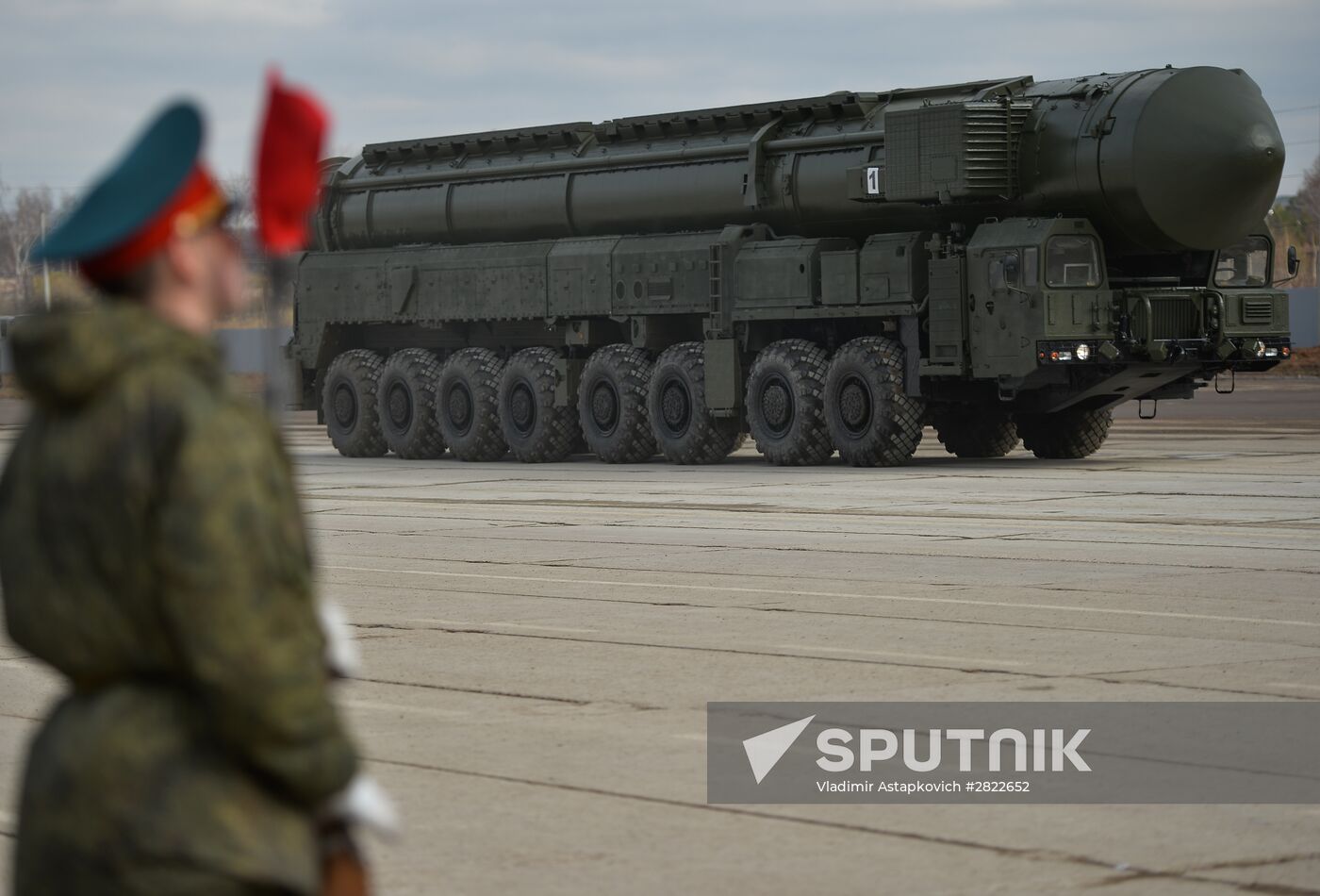 Rehearsing V-Day military parade on May 9