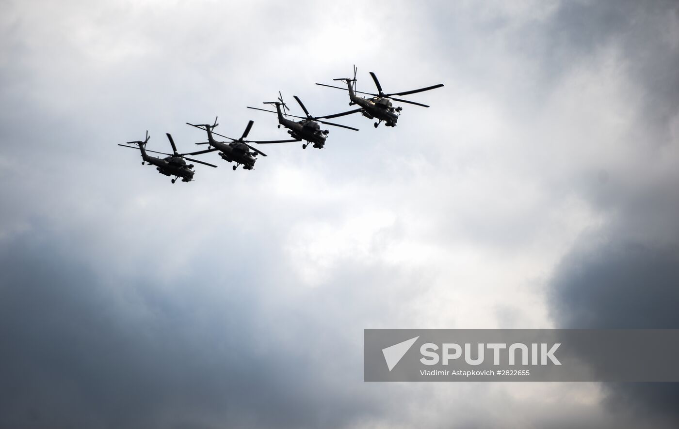 Rehearsing V-Day military parade on May 9