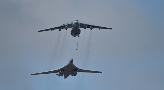 Rehearsing V-Day military parade on May 9