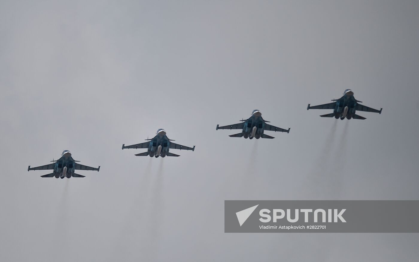Rehearsing V-Day military parade on May 9