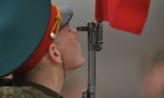 Rehearsing V-Day military parade on May 9