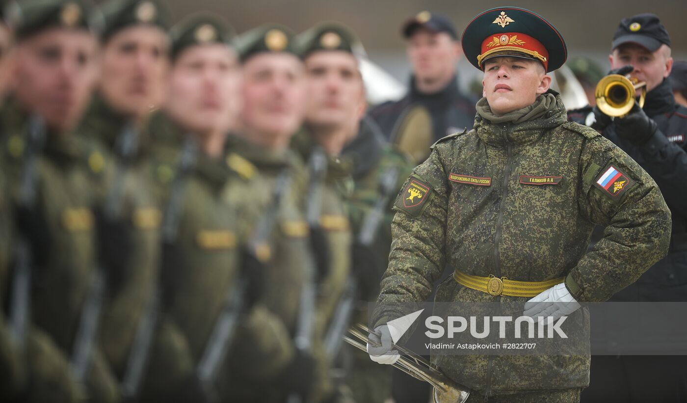 Rehearsing V-Day military parade on May 9
