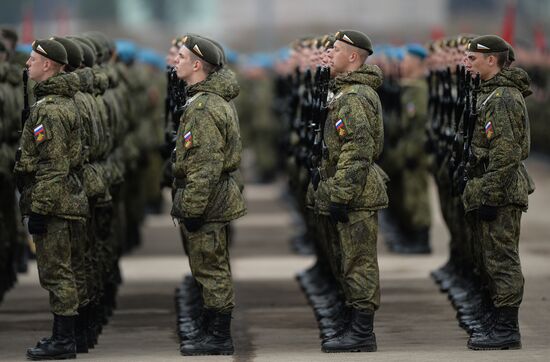 Rehearsing V-Day military parade on May 9