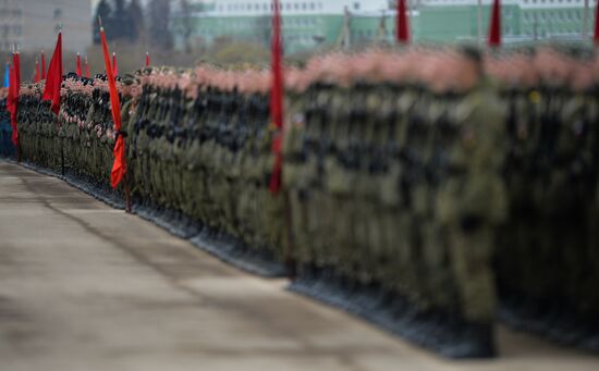 Rehearsing V-Day military parade on May 9