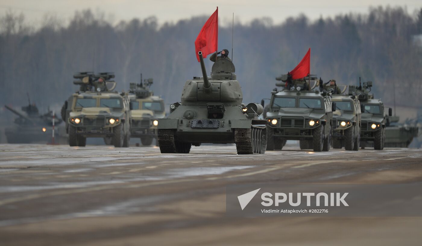 Rehearsing V-Day military parade on May 9