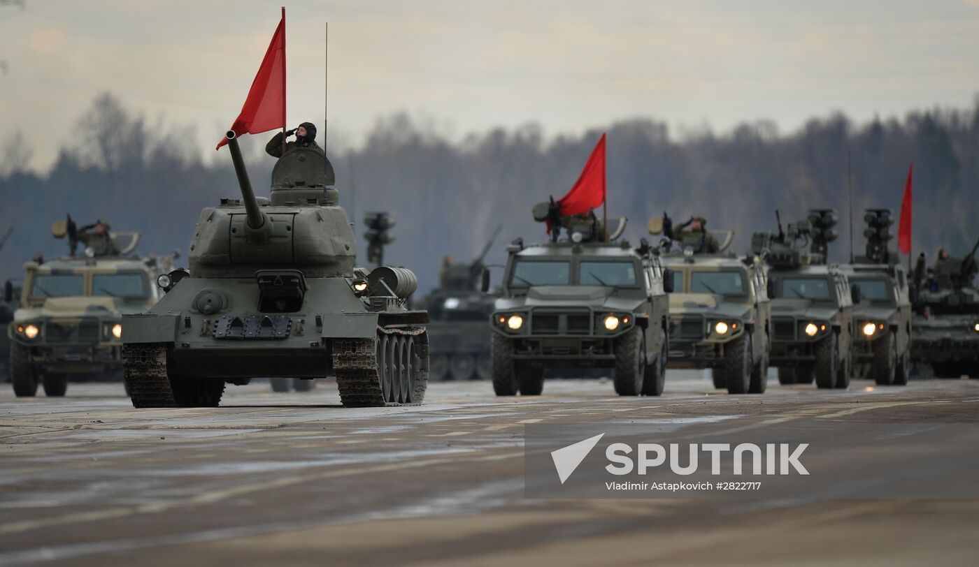 Rehearsing V-Day military parade on May 9