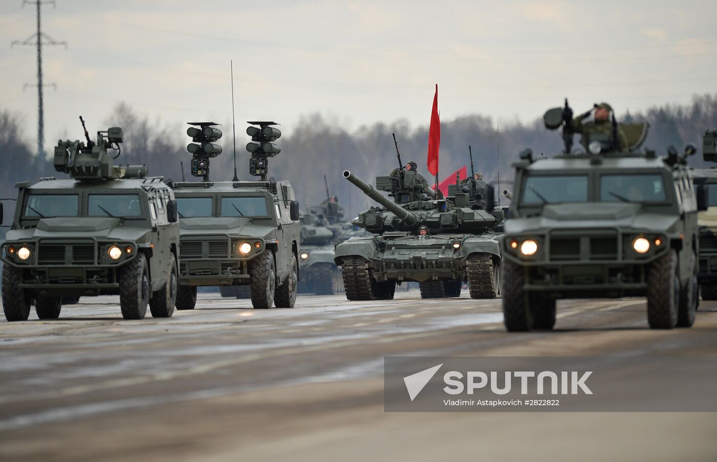 Rehearsing V-Day military parade on May 9