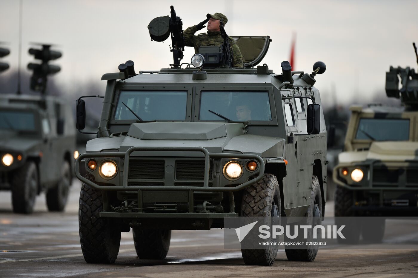 Rehearsing V-Day military parade on May 9