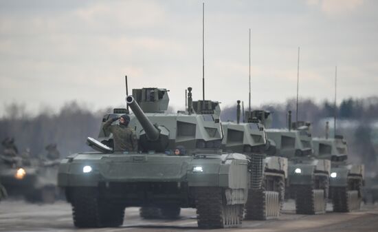 Rehearsing V-Day military parade on May 9