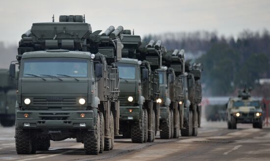 Rehearsing V-Day military parade on May 9
