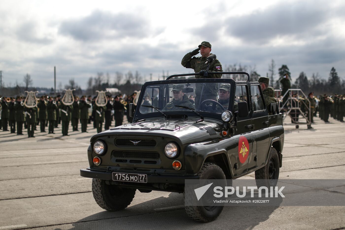 Rehearsing V-Day military parade on May 9