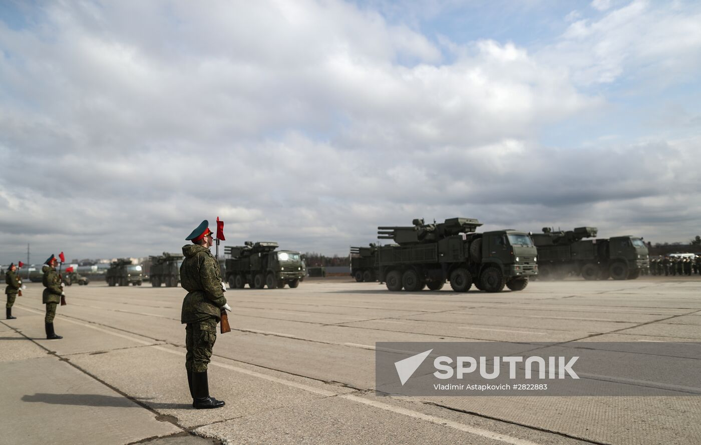 Rehearsing V-Day military parade on May 9