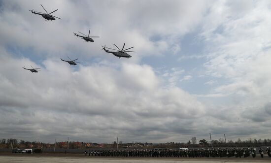 Rehearsing V-Day military parade on May 9