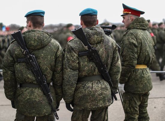 Rehearsing V-Day military parade on May 9