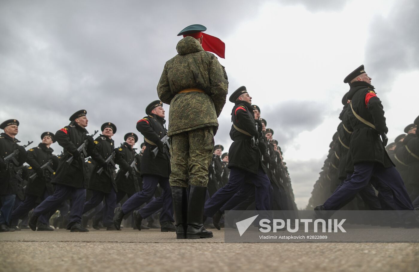 Rehearsing V-Day military parade on May 9