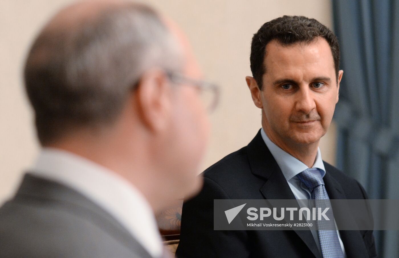 Syrian President Bashar al-Assad meets with Russian parliamentary delegation