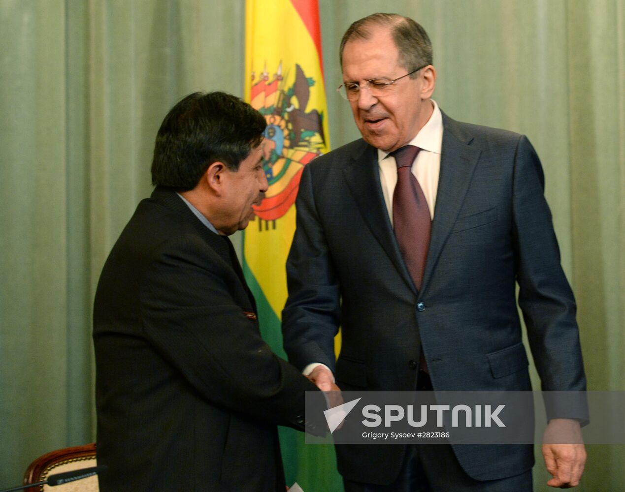 Russian Foreign Minister Sergey Lavrov meets with Bolivian Foreign Minister David Choquehuanca Céspedes