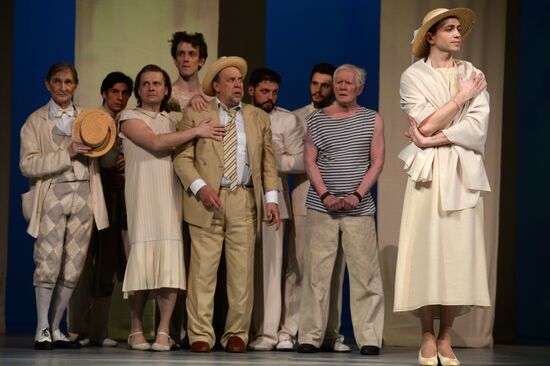 Dress rehearsal of play Twelfth Night in Moscow