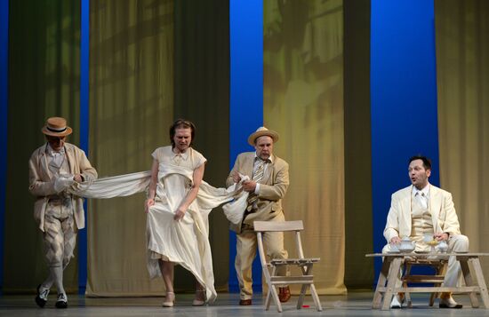 Dress rehearsal of play Twelfth Night in Moscow