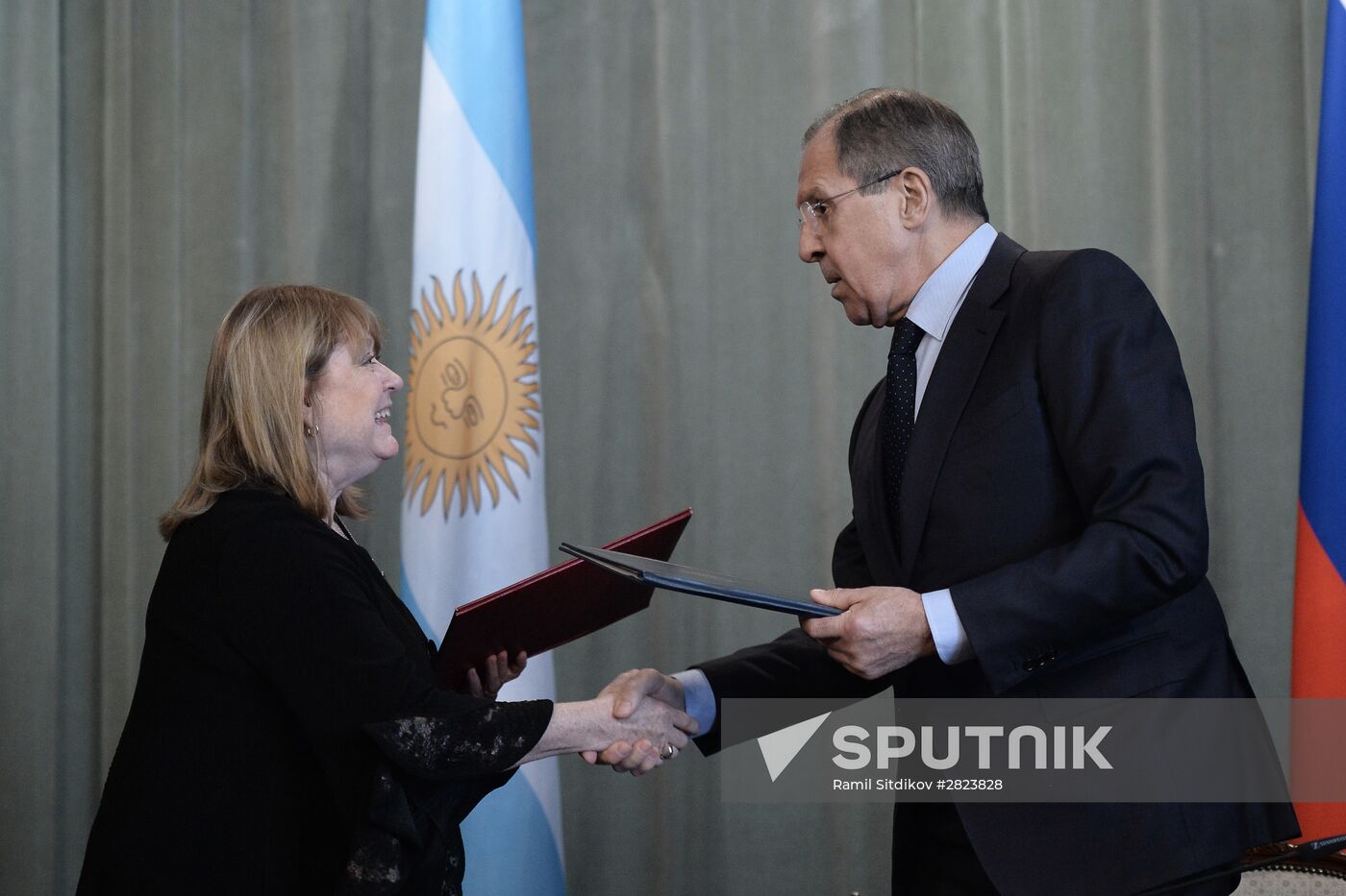 Foreign Minister Sergey Lavrov meets with Foreign Minister of Argentina Susana Malcorra