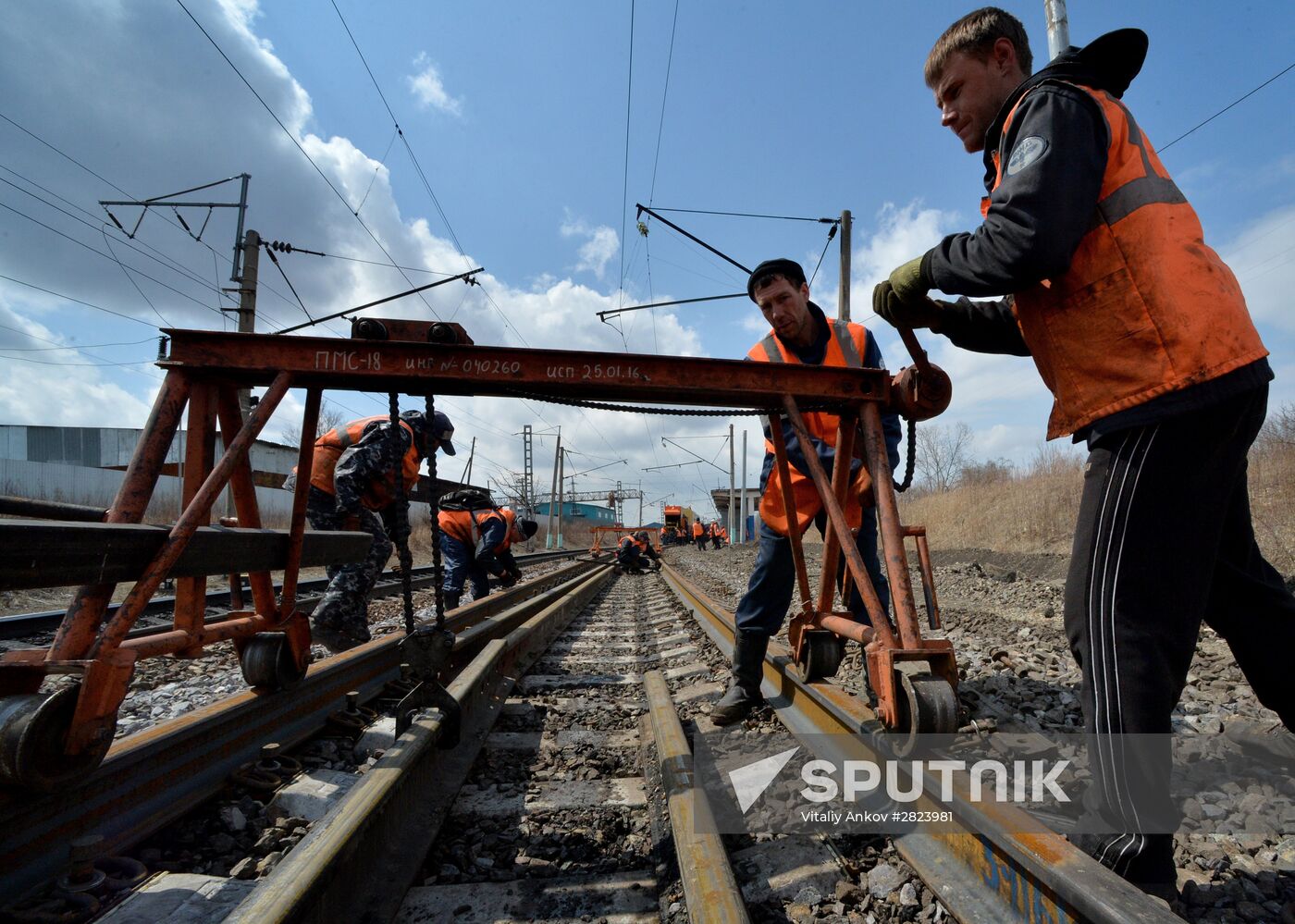 Summer railway track repair campaign by Far Eastern Railway