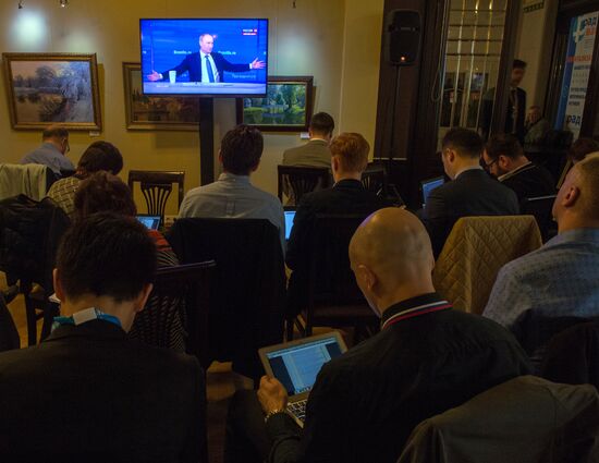 Broadcast of Direct Line with Vladimir Putin