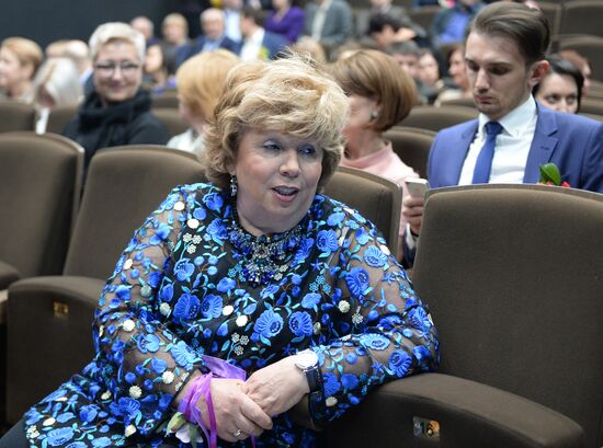 Dzhakhan Pollyeva's anniversary gala