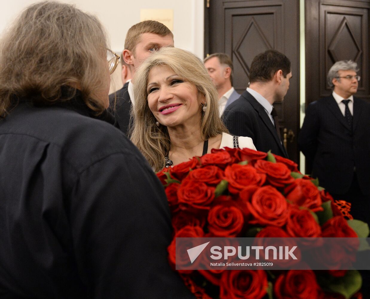 Dzhakhan Pollyeva's anniversary gala